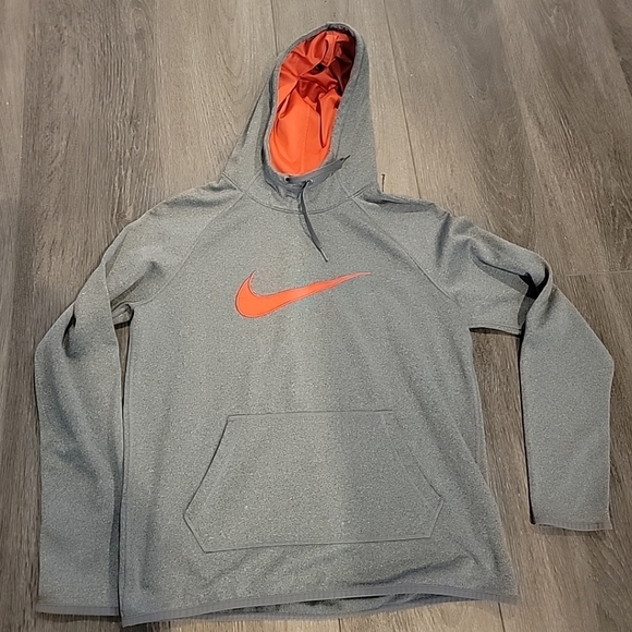Nike Therma Dri-Fit Hoodie Sweatshirt Pullover Size Medium Gray/Pink 803443-022 - Picture 1 of 3